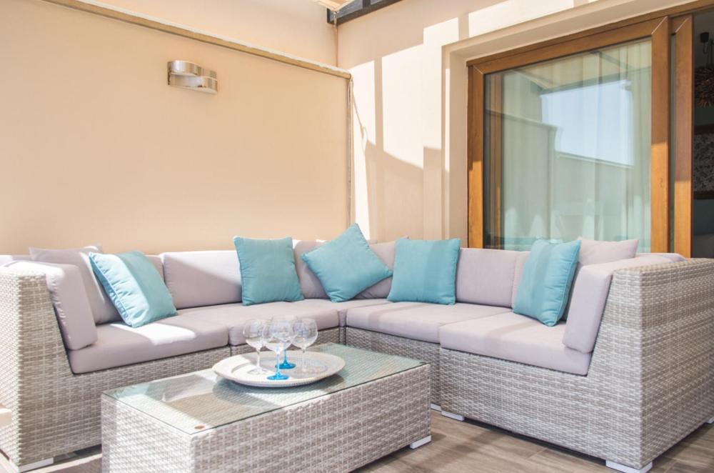 Luxurious Villa With Amazing Sea View And Pool Caleta De Fuste Eksteriør billede