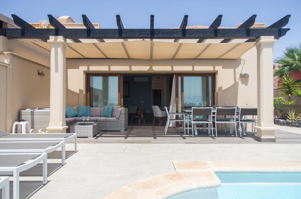 Luxurious Villa With Amazing Sea View And Pool Caleta De Fuste Eksteriør billede