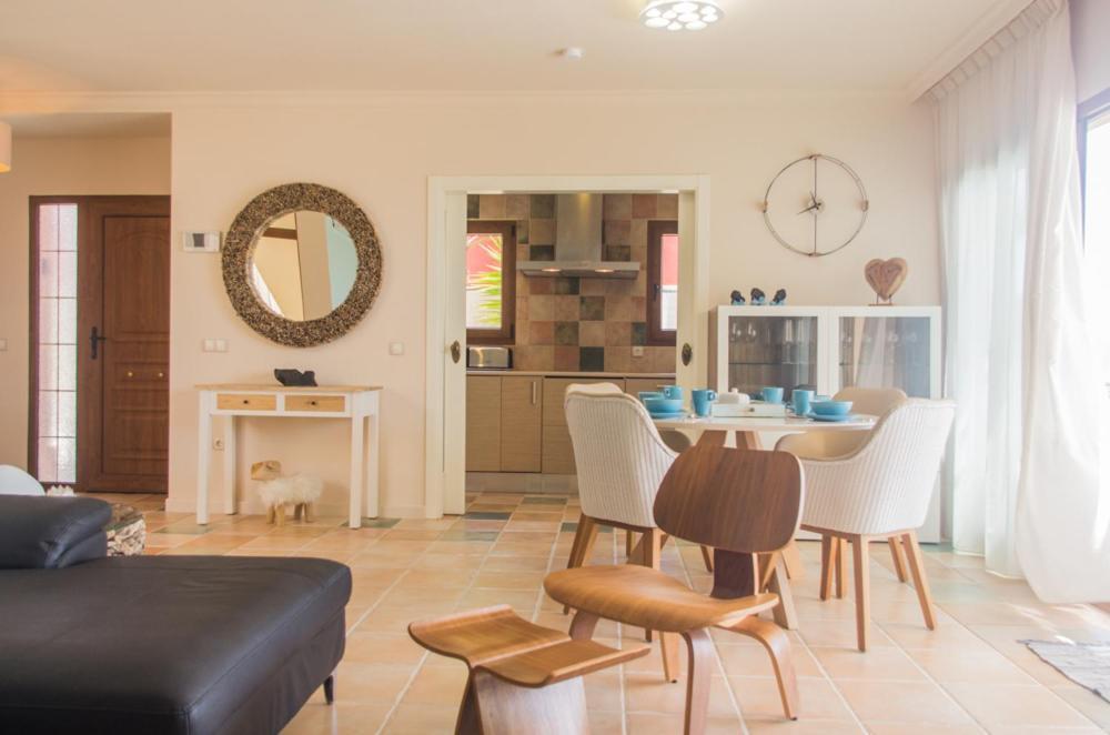Luxurious Villa With Amazing Sea View And Pool Caleta De Fuste Eksteriør billede